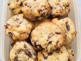 Cookies au chocolat et fruits secs, cranberries et oranges confites