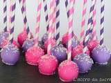 Cake pops aux couleurs éclatantes