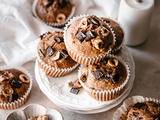 Muffins à la banane, au chocolat et aux noisettes