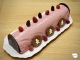 Bûche framboise, mûre, verveine