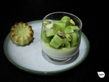 Panna cotta au thé matcha, tartare de kiwi, pistaches ; financiers matcha