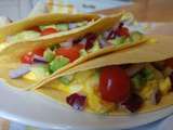 Tacos oeufs brouillés, avocat & tomates cerise