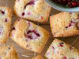 Financiers aux framboises & groseilles