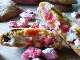 Cookies au chocolat blanc et pralines roses