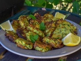 Beignets de courgettes à la menthe et parmesan (zucchini fritters)