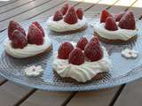 Tartelettes ultra rapide et facile aux fraises et chantilly mascarpone