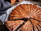 Galette des rois au café et chocolat, pate feuilletée inversée au cacao