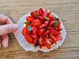 Tarte aux Fraises, et sa touche de Géranium