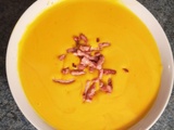 Velouté de potimarron et bacon grillé