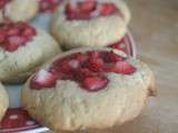 Petits gateaux à la crème de marrons et fraises