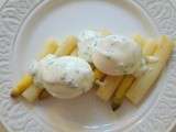 Asperges blanches aux oeufs mollets