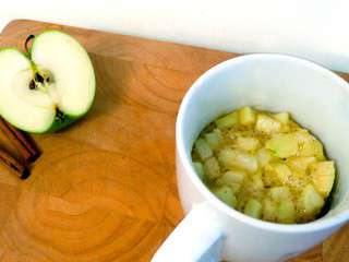 Mug Cake Pomme Cannelle