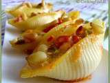 Conchiglie aux poivrons, brocciu et pignons de pin