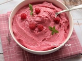 Glace au cottage cheese, parfum framboise