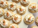 Mini-blinis au saumon fumé et cream cheese