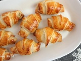 Mini-croissants au saumon fumé et boursin