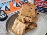 Blondies au chocolat noir et noix de pécan