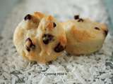 Financiers à la noix de coco et aux pépites de chocolat noir