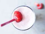 Milkshake fraises, yaourt et citron vert