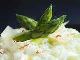 Risotto aux asperges vertes, abondance et noisettes