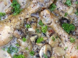 Poulet aux oignons de Roscoff, pommeau de Normandie et champignons