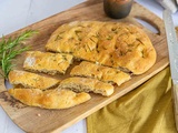 Fougasse aux herbes & chanvre, Pesto de fanes