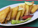 Boureks triangles ( brayettes ) au camembert et écrasé de pomme de terre au carvi