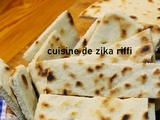 Kesra à la semoule - galettes fines au beurre pour tartinades et mezzés