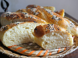 Maassems- khobz el aïd - pain brioche bônois de l'aïd a la semoule au mahlepi