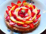 Tarte aux fraises, pommes, ananas et crème mousseline