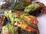 Fleurs de courgettes farcies haricots verts et crevettes grises