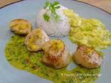 Saint Jacques poêlées, vinaigrette aux fruits de la passion, fondue de poireaux au curry