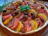 Tarte sablée à la  tapenade verte et aux trois tomates