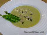 Velouté de cosses de petits pois au curry et gingembre, lait de coco