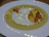 Velouté de panais au cumin, chantilly de raclette et pétales de panais croutillants