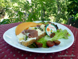 Tartine à la mousse de picodon et jambon cru de la montagne ardéchoise