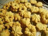 Petits gâteaux à la presse à biscuits