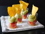 Verrines de tomates cerises, guacamole et nachos