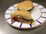 Hamburger à la bascou au porc, fromage de brebis et chorizo