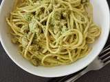 Spaghetti au pesto de fanes de radis et protéines de soja