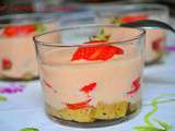 Gariguettes au sirop de basilic et mousse à la fraise tagada