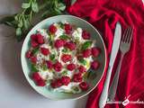 Salade de framboises et burrata au basilic