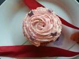 Cupcakes rose vanille et cupcakes myrtille