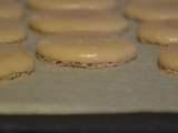 Pas à pas : coques de macarons