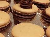 Macarons ganache chocolat au lait et pâte de spéculoos