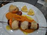 Brochettes de Coquilles Saint Jacques sur Purée de Patate Douce