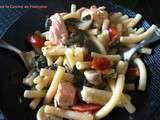 One Pot Pasta : Macaronis, Epinards, Saumon, Champignons, Tomates