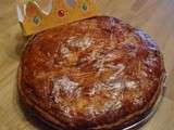 Galette des rois chocolat noix de coco et poire