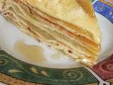 Gâteau de crêpes aux pommes et sirop d'érable