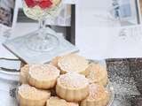 Biscuits croquants noix de cajou, cardamome et eau de rose